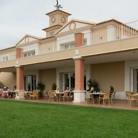 Casa Amendoeira Daire